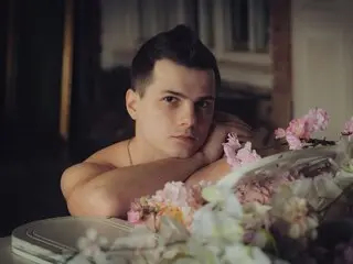 Pussy spectacles CupidSalvadore