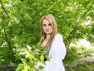 Jasminlive enregistre AnyaRae