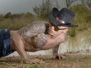 Lj chatte LoganBanko