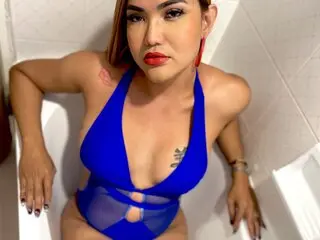 Baiser nude BriannaFuente