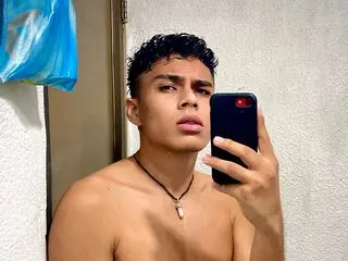Camshow video SamaellCox