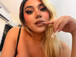 Gratuits shows YoshiJenner